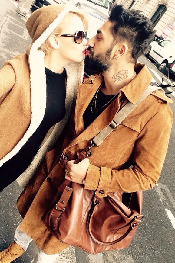 Connect-R și Misha, SĂRUT ROMANTIC, pe străzile Parisului! Cum sărbătoresc un an de căsnicie | FOTO
