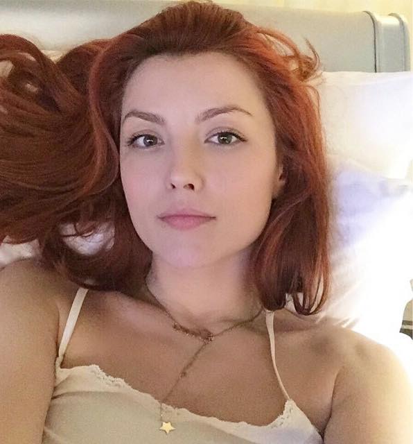 Elena Gheorghe, COMPLET NEMACHIATĂ! Îți place cum arată? | FOTO ÎN ARTICOL