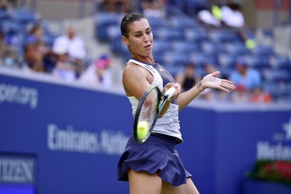Samantha Stosur - Flavia Pennetta Women's Singles - Round 4