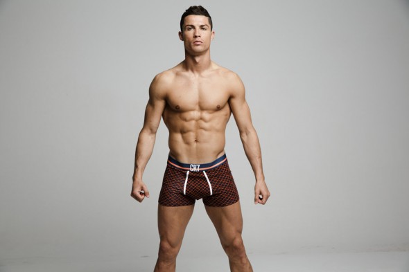 Un mizilic: Ronaldo şi-a luat avion de 19.000.000 de euro! Chelsea și PSG îl vor!