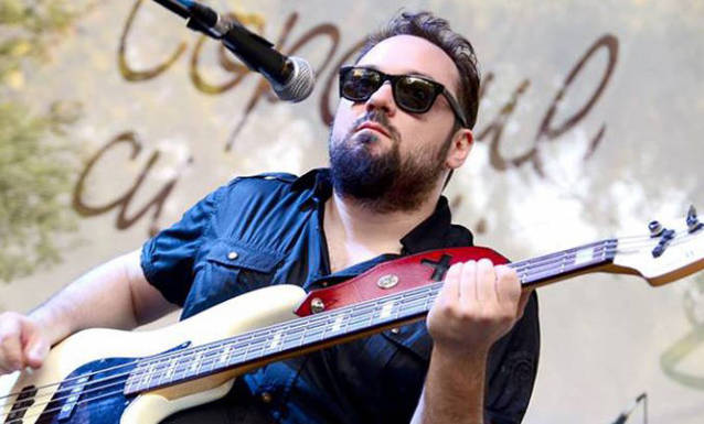 Ioana e ţinută în viaţă de aparate! Drama unui chirurg care nu-şi poate salva copilul ars în Colectiv