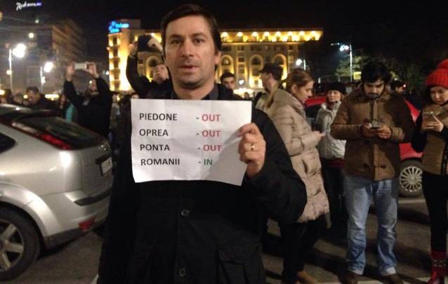 UPDATE | Aproximativ 32.000 de oameni au protestat la București | FOTO & VIDEO