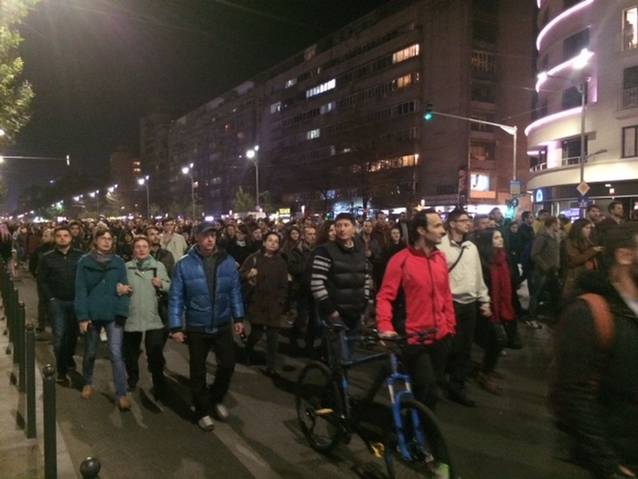 UPDATE | Aproximativ 32.000 de oameni au protestat la București | FOTO & VIDEO