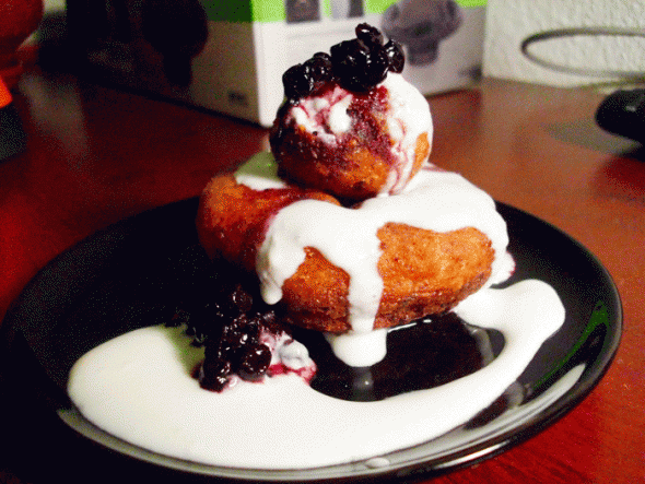 papanasi-cu-dulceata