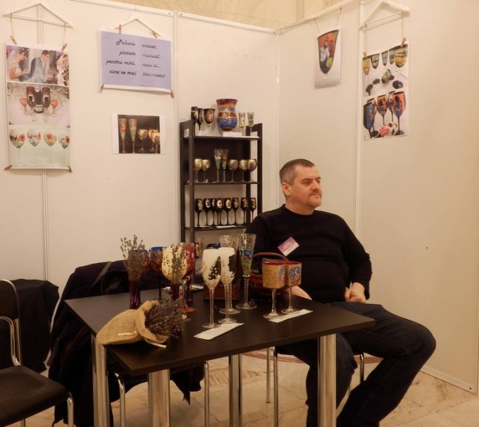 ”Halatul, cât e doamnă, halatul?”. N-o să crezi ce a ajuns să facă cel mai simpatic ”nebun” din reclame