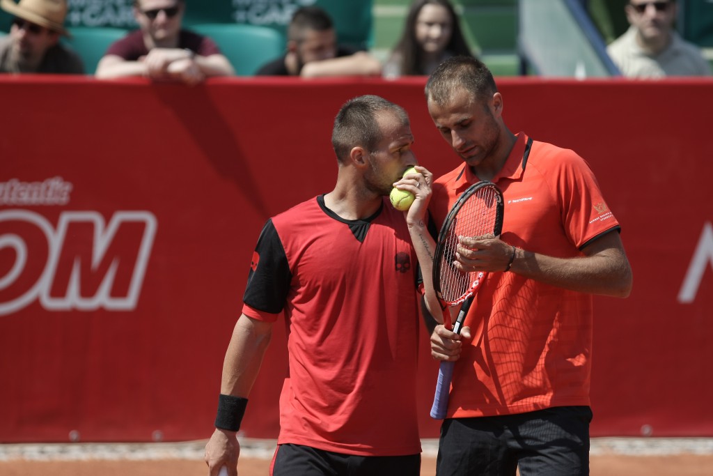 Ei trebuie să uite cât mai repede de 2015! Retrospectiva anului sportiv. Prima parte: dezamăgirile. Unele discipline au provocat fanilor adevărate șocuri, altele au confirmat declinul