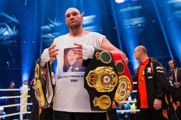 Briton Fury defeats world heavyweight boxing champ Klitschko