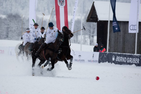 2016-Kitzbuehel-Snow-Polo-Jan-16-Engel-Voelkers-vs-Istra-Domizil-2