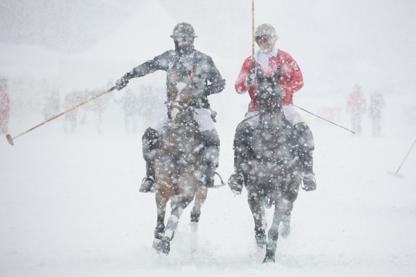 2016-Kitzbuehel-Snow-Polo-Jan-16-Valartis-in-the-snow-1