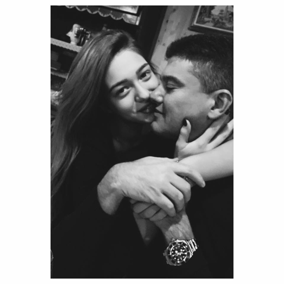 Ce face Cristian Boureanu în timp ce fosta lui nevastă este protagonista celui mai mare scandal de început de an