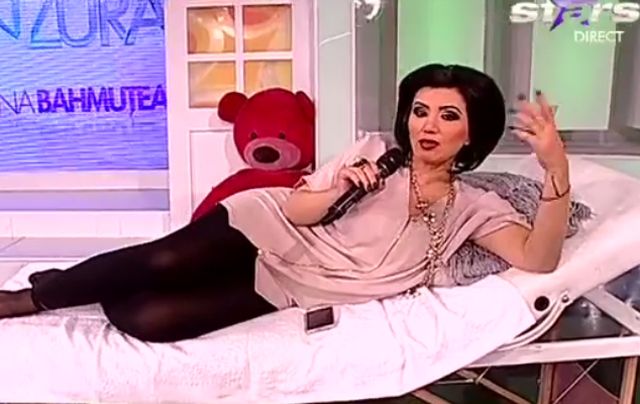 Cum a apărut Bahmuţeanu în emisiunea ei, după intervenţia la spate. Sefii ei nu au avut de ales