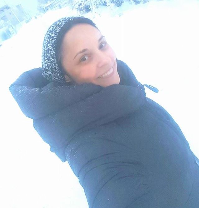 Andreea Marin, complet nemachiată într-o zi normală din viaţa ei. Cum arată "Zâna" în spatele camerelor de filmat