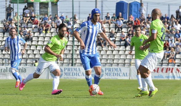 Ivan, cu cască, e vedeta actualei Craiova