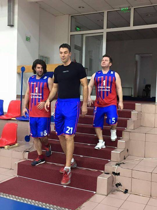 12166081_1096846187012944_1535893905_n