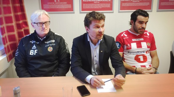 pU1BdnkkF2dgGvskkkvIagboMFipStN1x_V2CqHVJkww