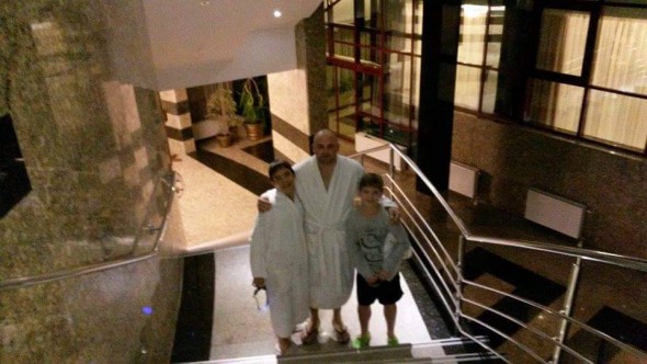 12822063_1131749190190442_28051000_n