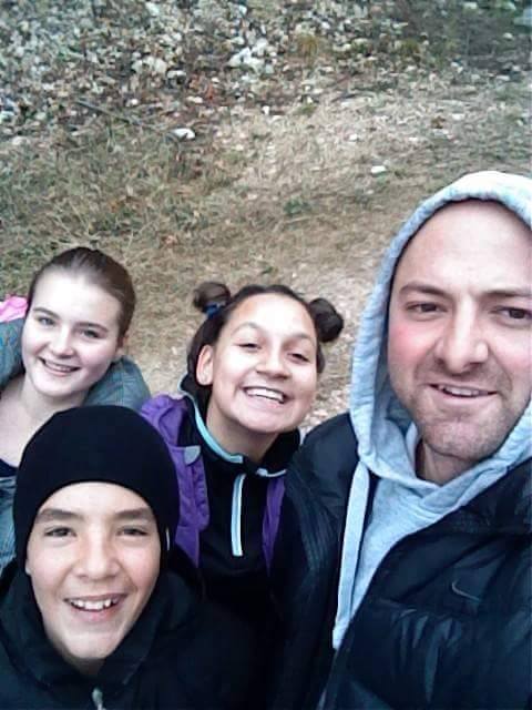 12834501_1131749213523773_271479738_n