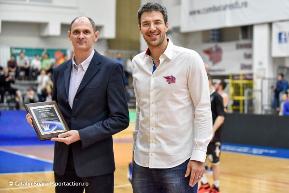 March 25, 2016: Sorin Ardelean a Steaua Basketball Legend and Virgil Stanescu the president of Steaua CSM EximBank Bucharest in action during the LNBM - Men's National Basketball League Romania game between Steaua CSM EximBank Bucharest (ROU) vs U BT Cluj (ROU) at Sala Regimentului de Garda Mihai Viteazul in Bucharest, Romania ROU. Catalin Soare / sportaction.ro, picturedesk@sportaction.ro